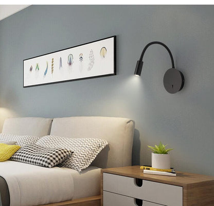 Rynx | Minimalist 1-light LED wall lamp with 360-degree adjustability