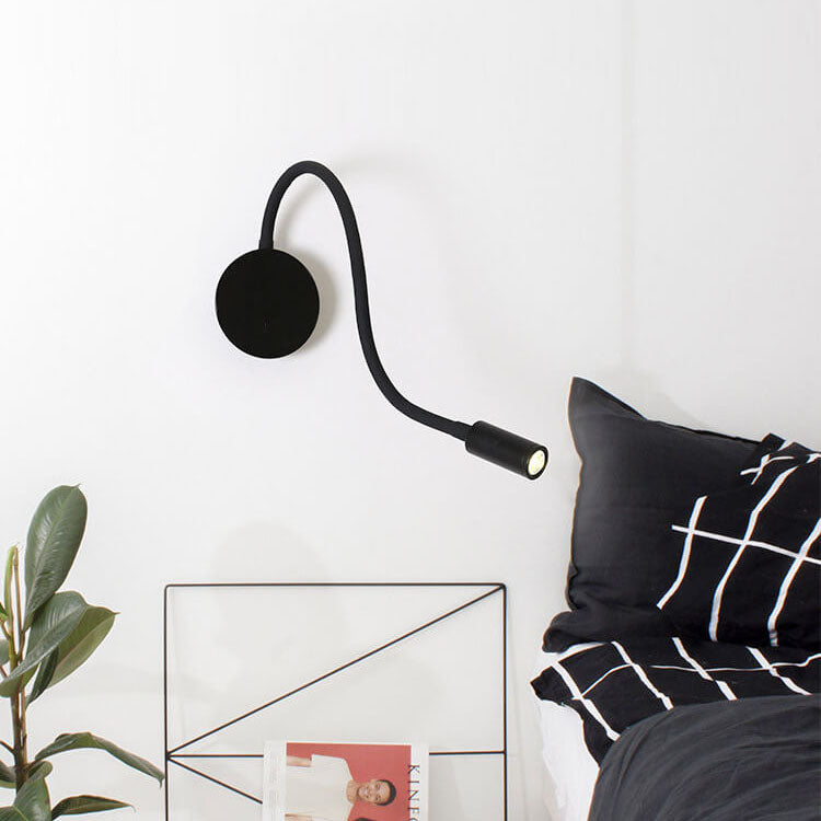 Rynx | Minimalist 1-light LED wall lamp with 360-degree adjustability