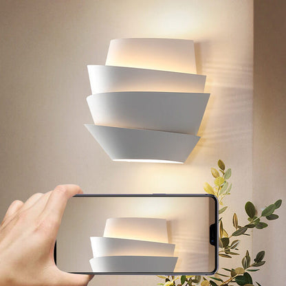 Rynx | Scandinavian Wall Lamp with Double Light Points - NordGlow