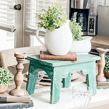 Rynx | Distressed Antique Green Riser