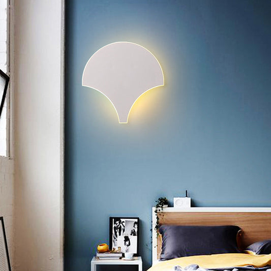 Rynx | Modern Antique Fan-Shaped Wall Lamp Metal Gray LED Wall Light for Bedroom Bathroom