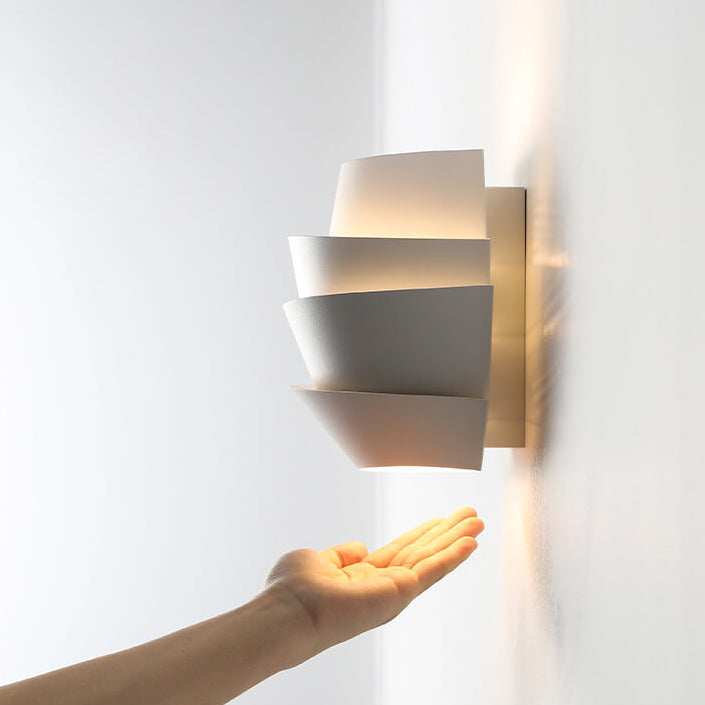 Rynx | Scandinavian Wall Lamp with Double Light Points - NordGlow