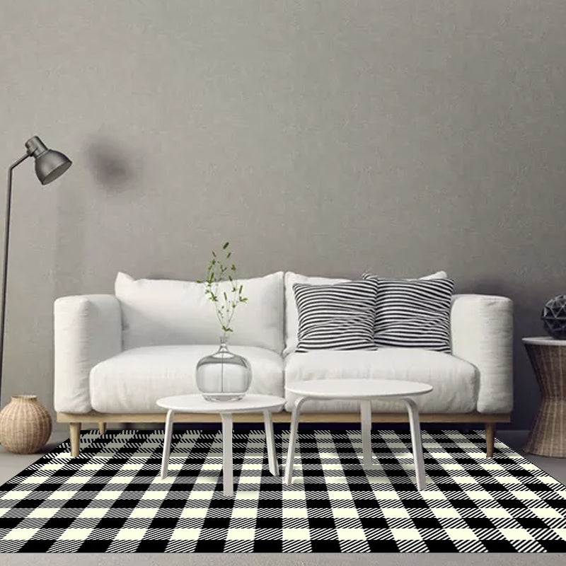 Rynx | Modern Living Room Rug in Black and White Small Check Print Rug Polyester Machine Washable Area Rug