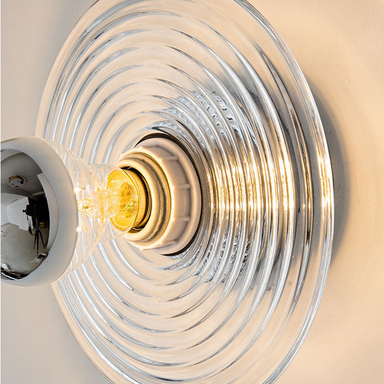 Rynx | Timeless glass wall lamp for versatile lighting