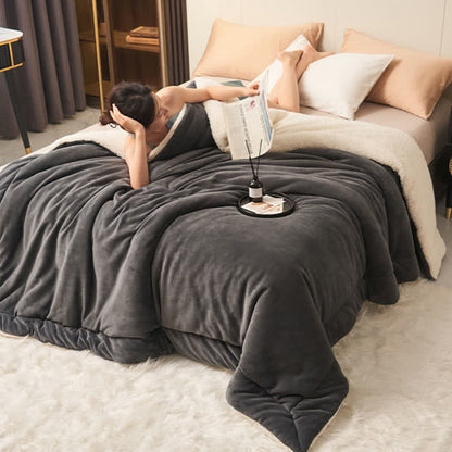 Rynx | Solid thick double-sided velvet cube blanket