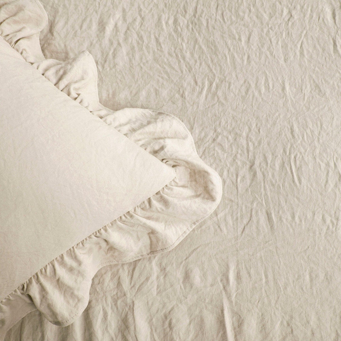 Rynx | Ruffle shirt duvet cover set