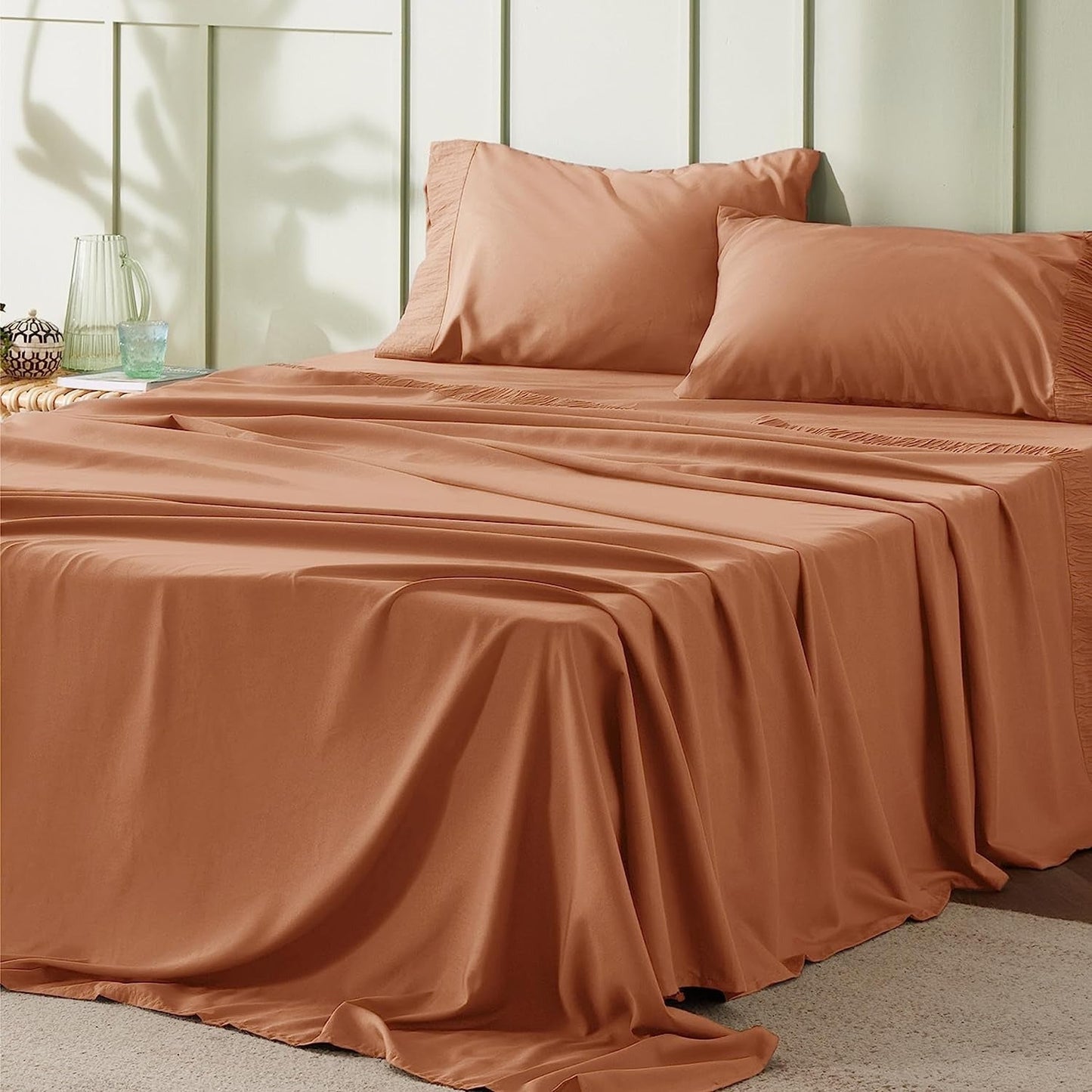 Rynx | 4 Piece Luxurious Microfiber Sheet Set – 14" Deep Pocket, Pinch Pleat Design, Shrink and Fade Resistant, Soft and Comfortable Bedding with Pillowcase, Flat and Fitted Sheets, All-Season Dorm Bedding