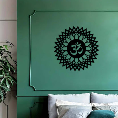 Rynx | MandalaDecor - 30.0 cm metal om symbol