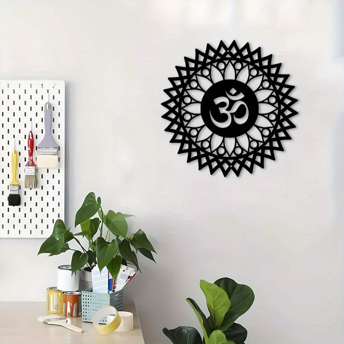 Rynx | MandalaDecor - 30.0 cm metal om symbol