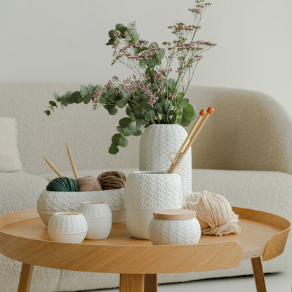 Rynx | Knit Vase Grounded