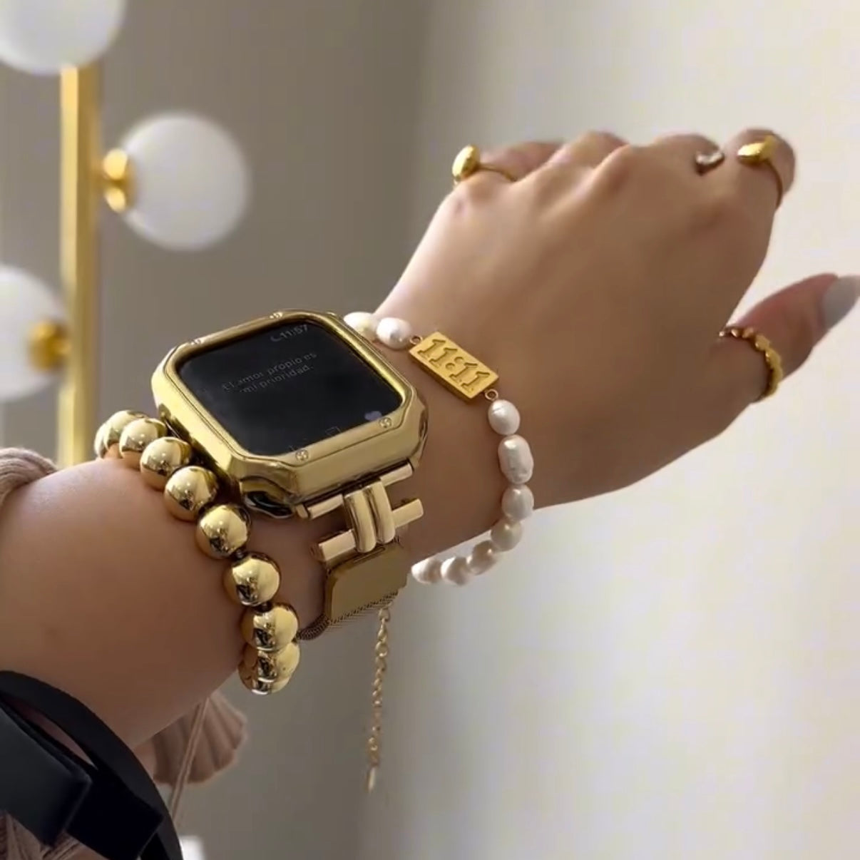 Rynx | Luxury Gold Magnetic iWatch Bands – Leopard Pattern & Mesh Milanese Straps for Apple Watch