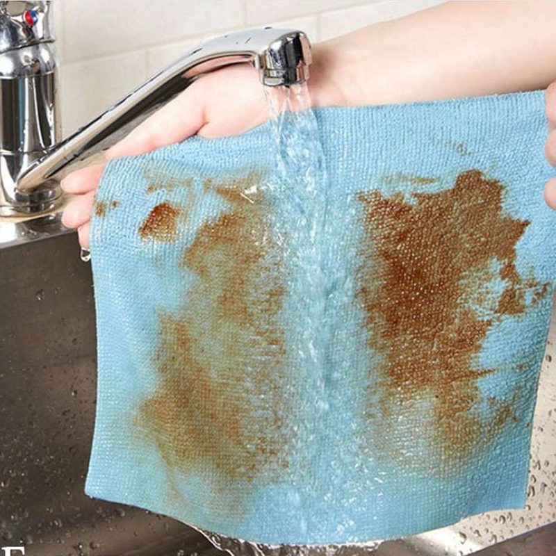 Rynx | Retractable absorbent microfiber cloths