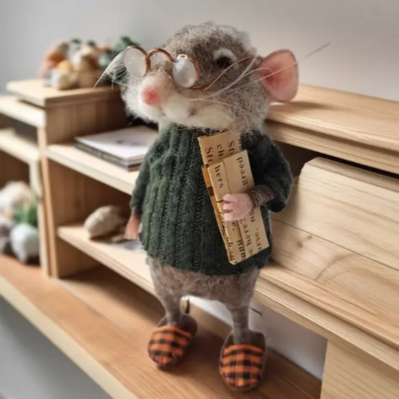 Rynx | Handmade Felt Mouse – A Touch of Magic for Your Home