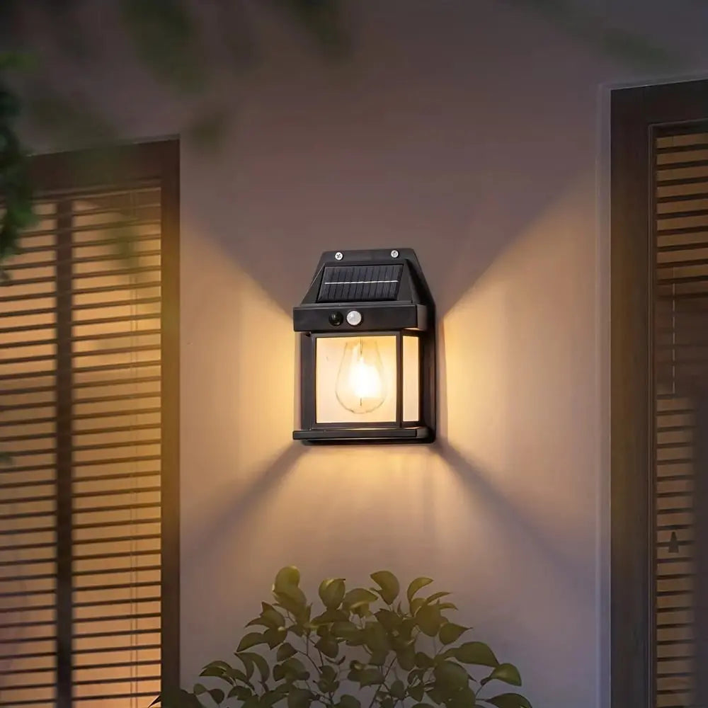 Rynx | Solar wall light for outdoor use – With motion sensor & twilight automation