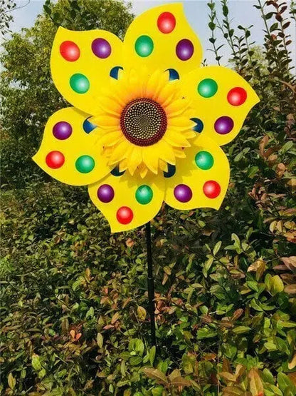 Rynx | Garden Wind Wheel with Sunflower Motif