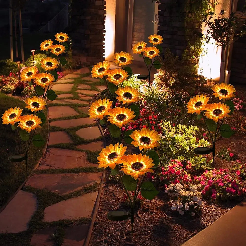 Rynx | Solar-powered sunflower light for the garden