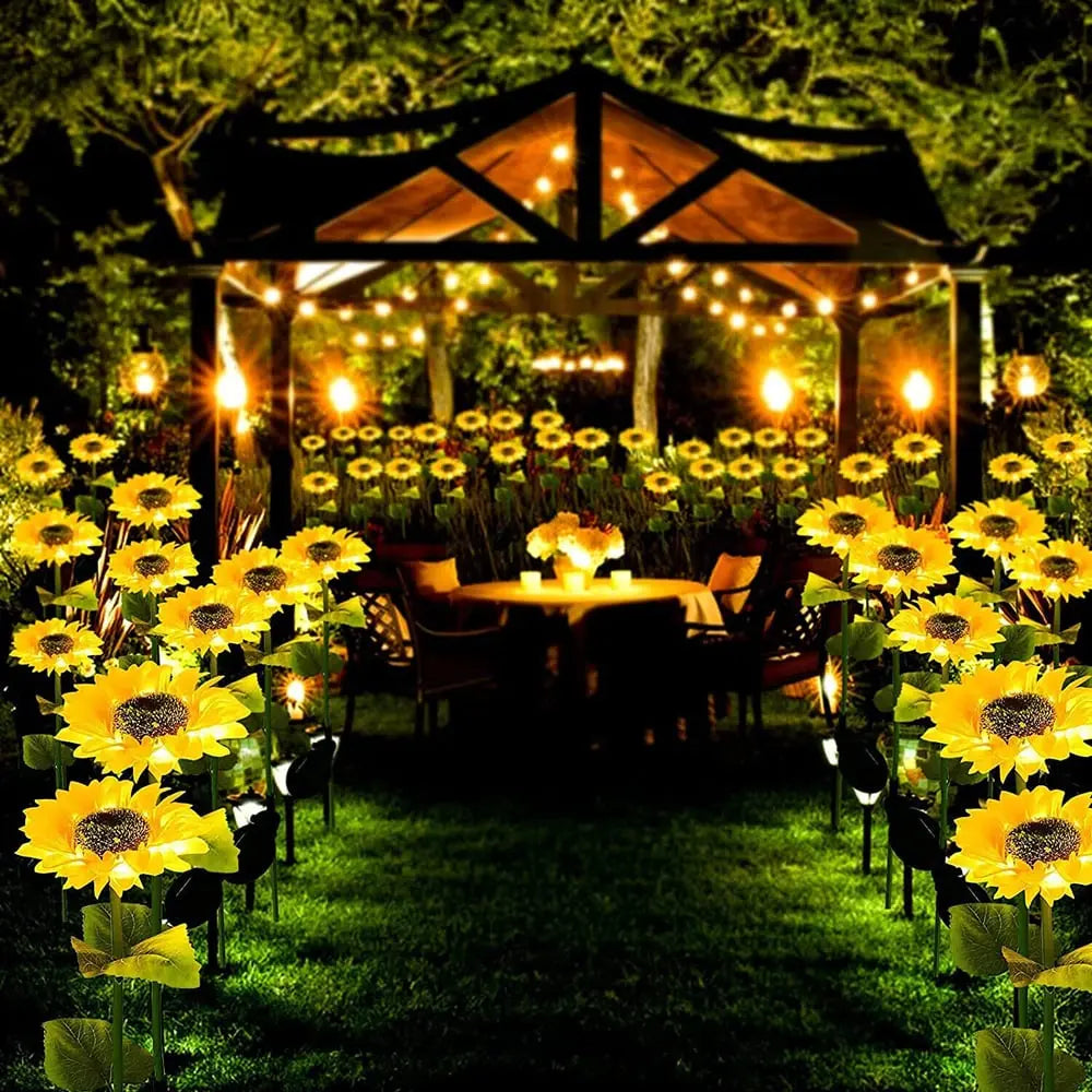 Rynx | Solar-powered sunflower light for the garden