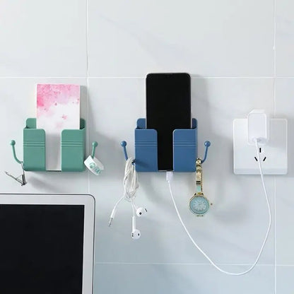 Rynx | Wall mount for phone & remote control – practical & compact