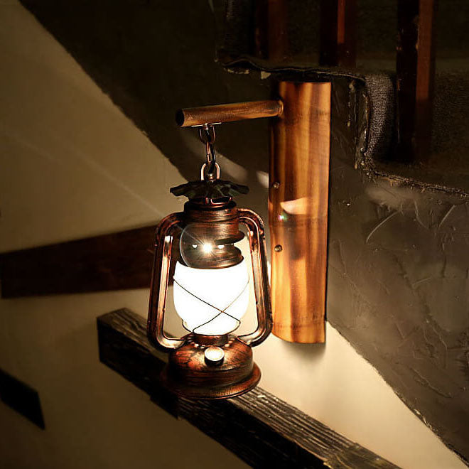 Rynx | EquiLume Vintage Wall Lantern in Iron | 1 Light | Rustic Lighting for Home