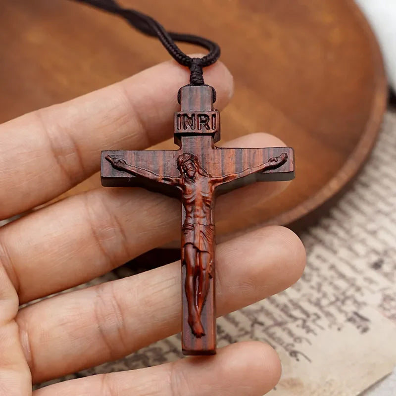 Rynx | Jesus-Cross-Necklace made of Wood