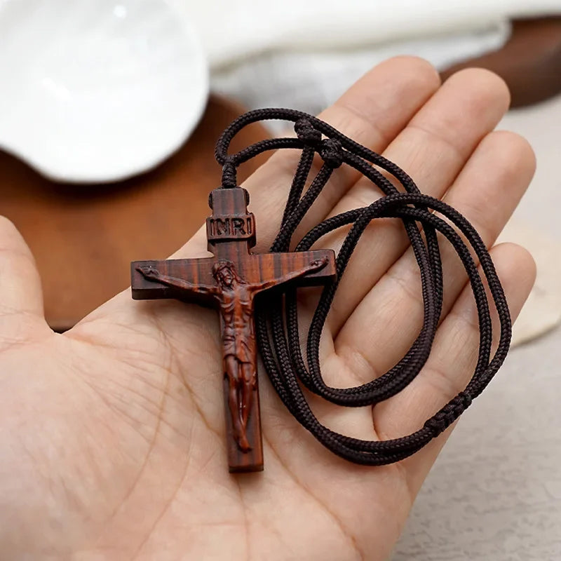 Rynx | Jesus-Cross-Necklace made of Wood