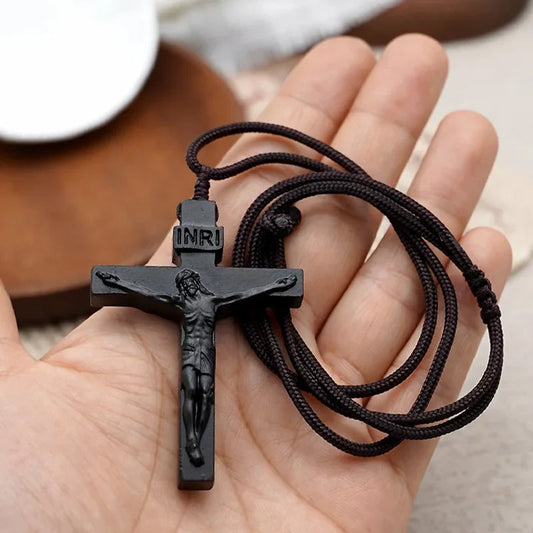 Rynx | Jesus-Cross-Necklace made of Wood