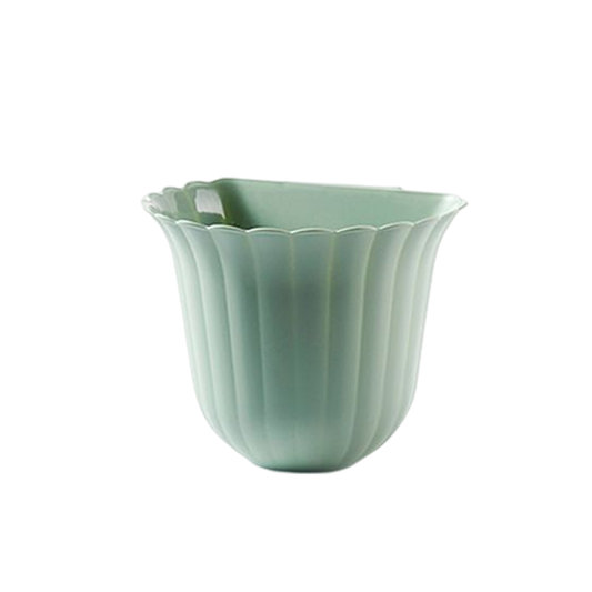 Rynx | Wall-mounted trash can for the kitchen
