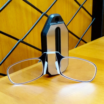 Rynx | Nose clip reading glasses