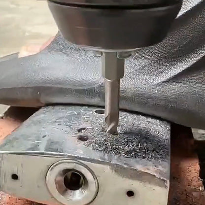 Rynx | High-strength eccentric drill with angled head