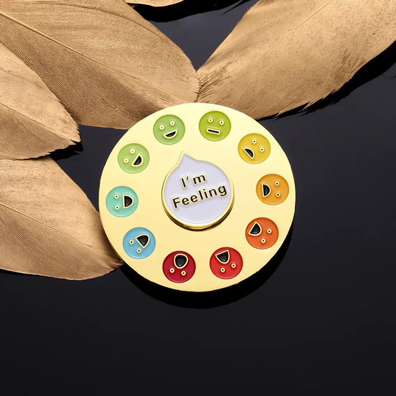 Rynx | Brooches that express your mood