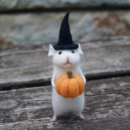 Rynx | Felt Mouse and Pumpkin Ornament