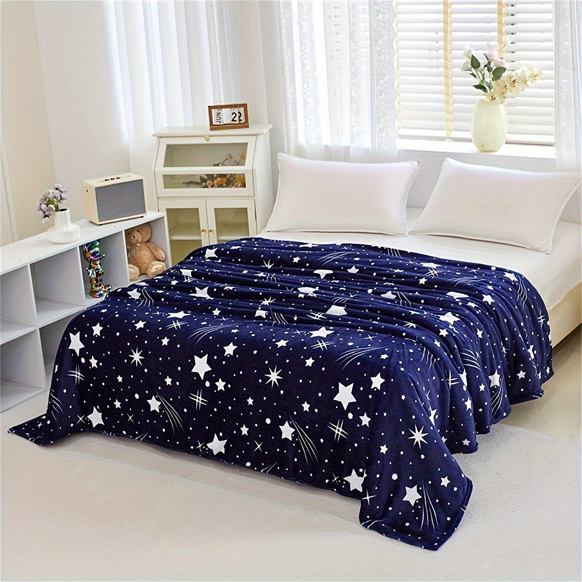 Rynx | Meteor Pattern Fleece Blanket – Soft and Warm, For Sofa, Bed, Office, Camping and Travel