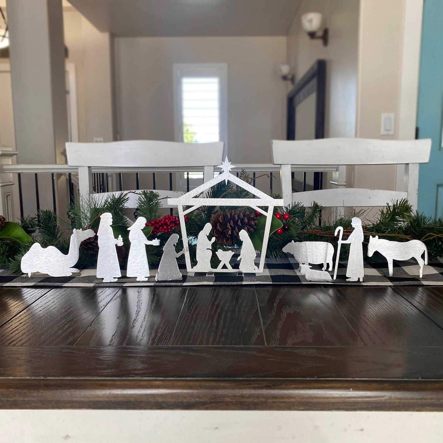 Rynx | Decor Steals Family Christmas Crib - Scripture Devotional Study Kit