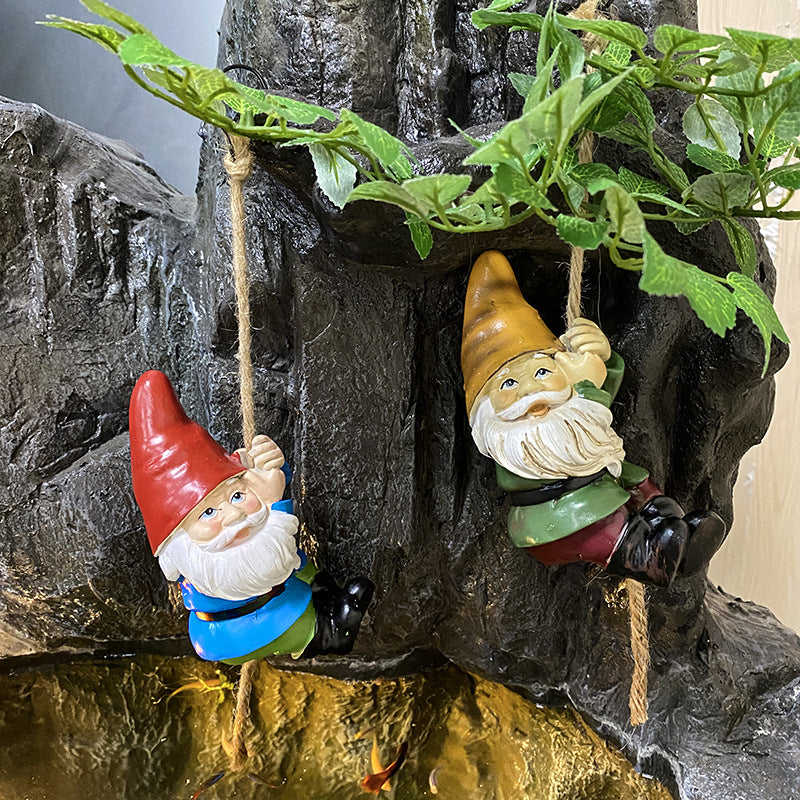 Rynx | 2 pcs - Hanging Gnome Garden Statue