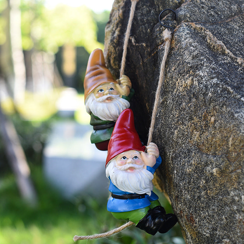Rynx | 2 pcs - Hanging Gnome Garden Statue