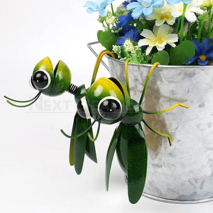 Rynx | 2 Pcs - Metal Grasshopper Garden Decor