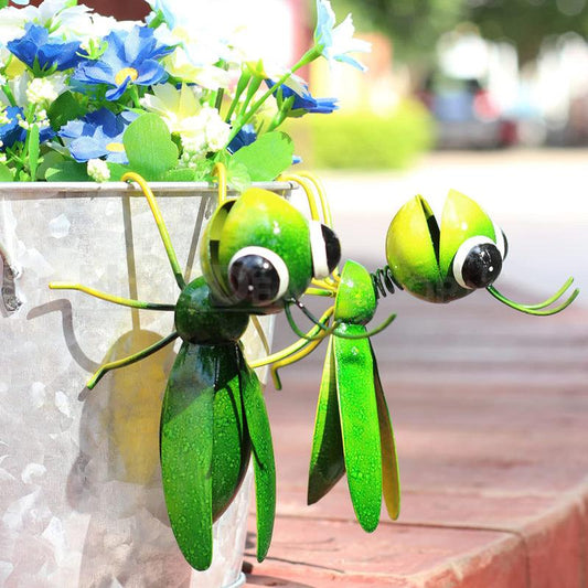 Rynx | 2 Pcs - Metal Grasshopper Garden Decor