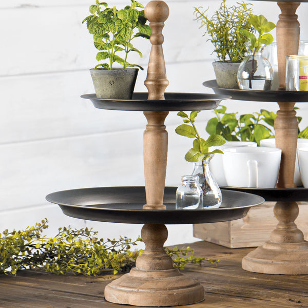 Rynx | Natural wood and metal step boutique stand