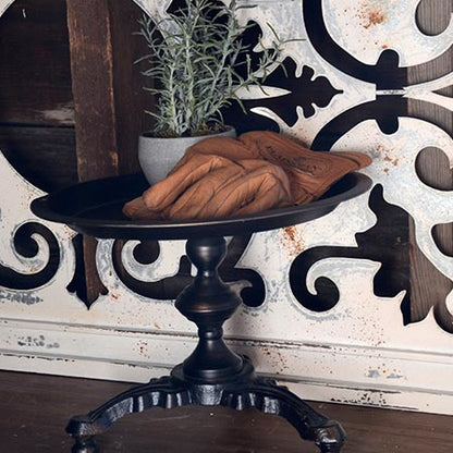 Rynx | Embellished metal pedestal