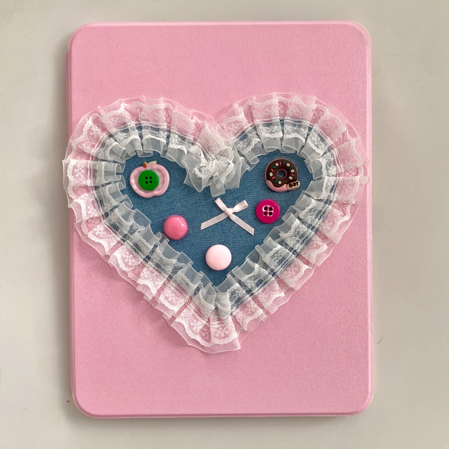Rynx | Cute pink iPad case with heart lace design – Floral stand case