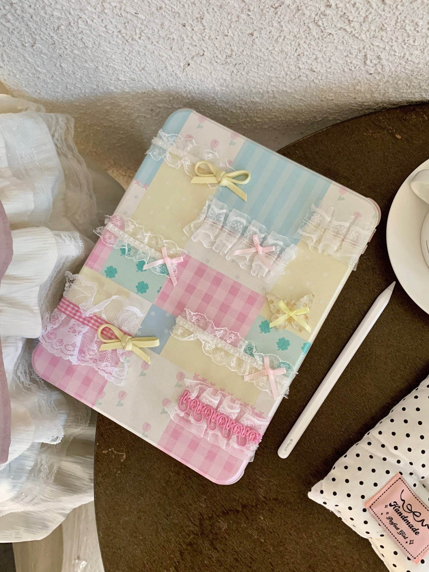 Rynx | Pastel Patchwork Lace iPad Case – Sweet Bows, Stand Case