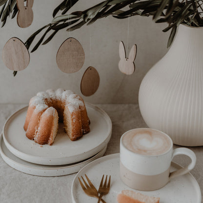 Rynx | Wooden Hangers Eggs 8-Piece Set Natural Color
