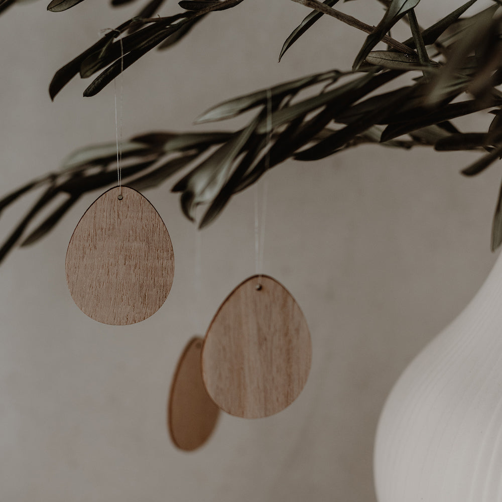 Rynx | Wooden Hangers Eggs 8-Piece Set Natural Color