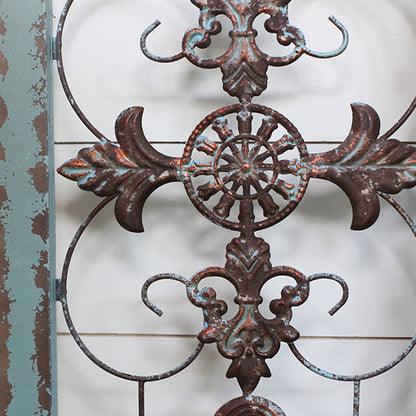 Rynx | Old carved wooden and iron garden fence