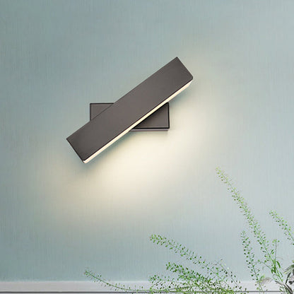 Rynx | Simple black/white linear LED wall outdoor light rotatable acrylic wall light in warm/white light