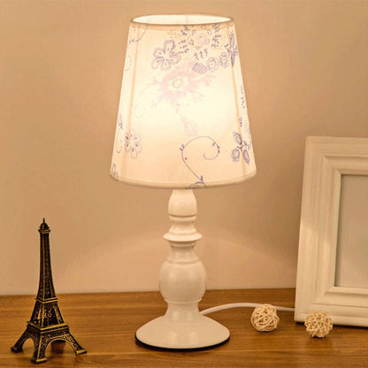 Rynx | Lumivelle – Classic white table lamp