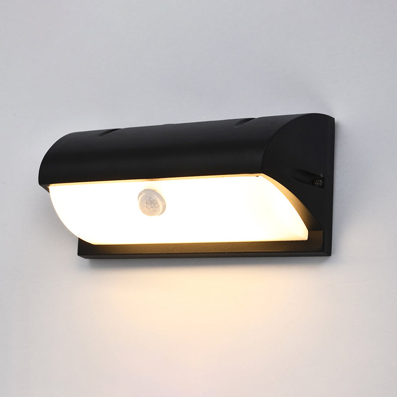 Rynx | Modern black LED outdoor wall lamp sconce with rectangular acrylic shade