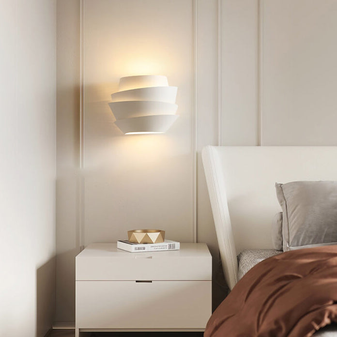 Rynx | Scandinavian Wall Lamp with Double Light Points - NordGlow