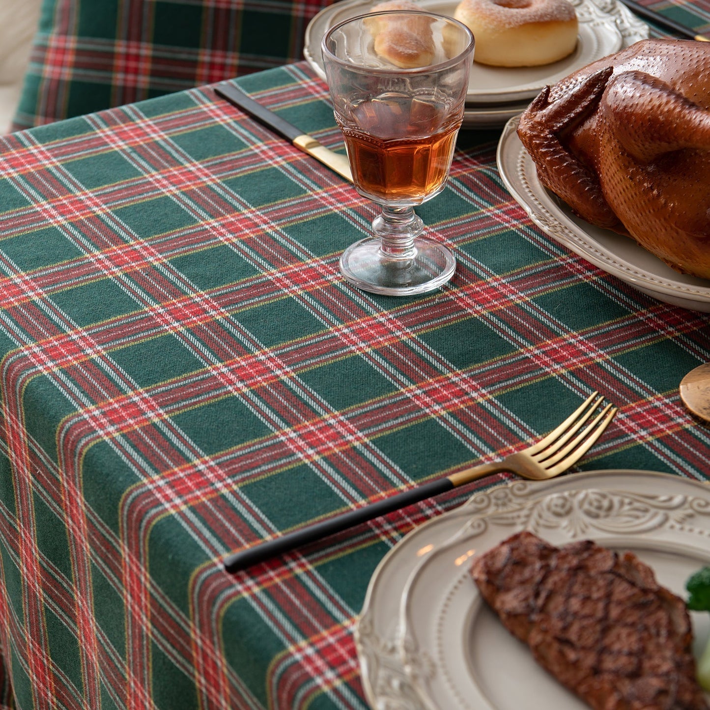 Rynx | Christmas Party Traditional Scottish Check Pattern Tablecloth