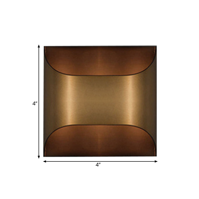 Rynx | Colonial Square/Rectangular Wall Lamp 1 Main Metal Surface Mounted Wall Lamp in Brass for Bedroom